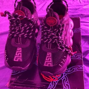 Red and black Versace chain reaction